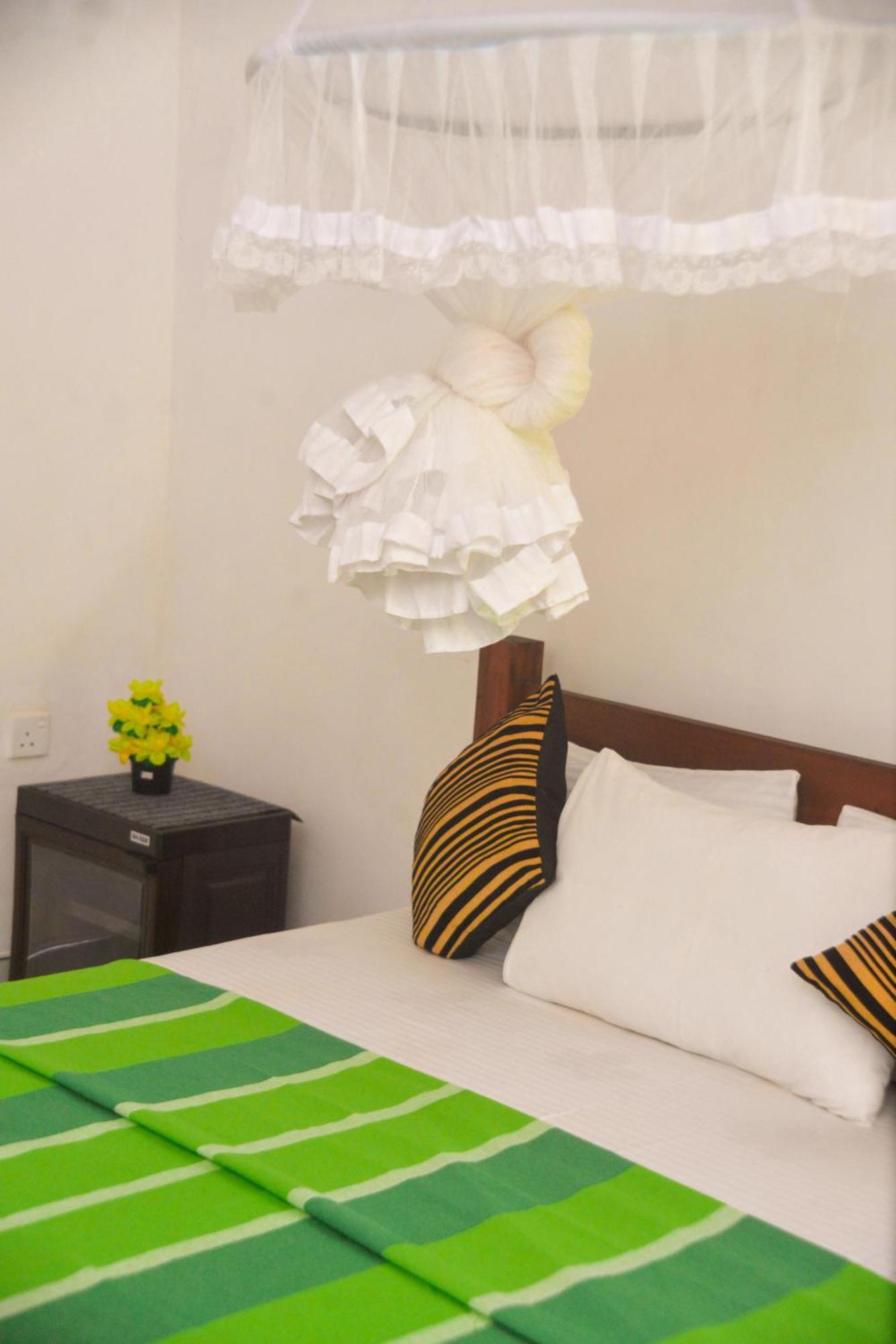 Tropical Garden Homestay Pidurangala シギリヤ エクステリア 写真
