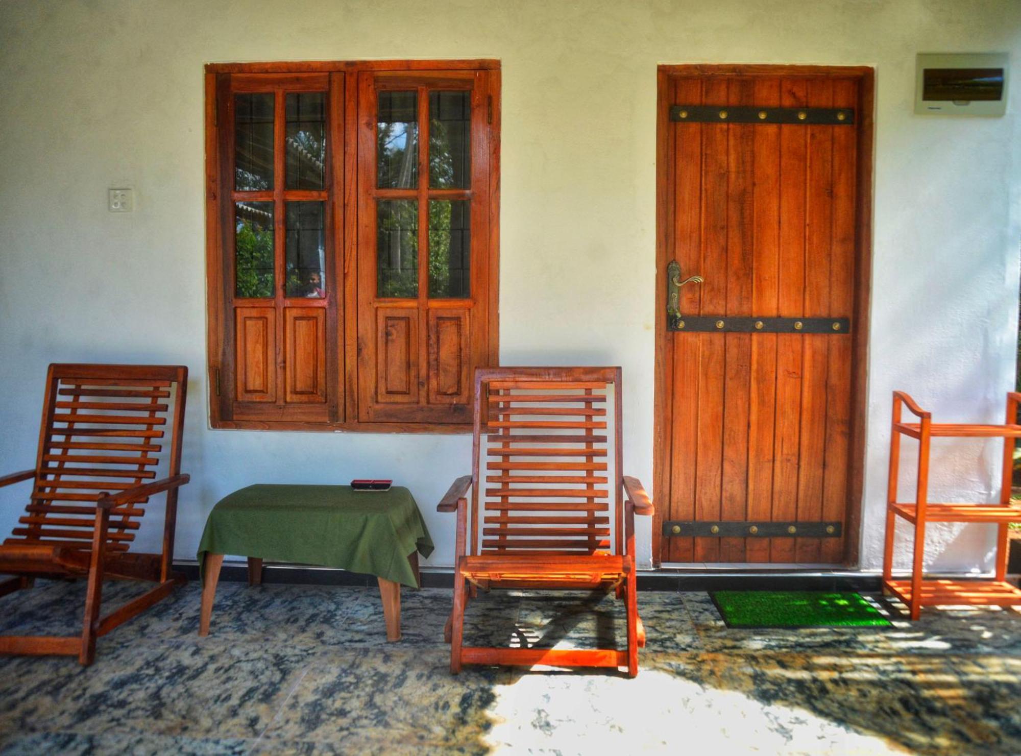 Tropical Garden Homestay Pidurangala シギリヤ エクステリア 写真