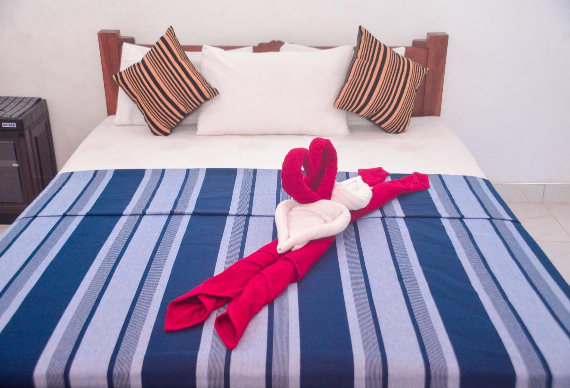 Tropical Garden Homestay Pidurangala シギリヤ エクステリア 写真