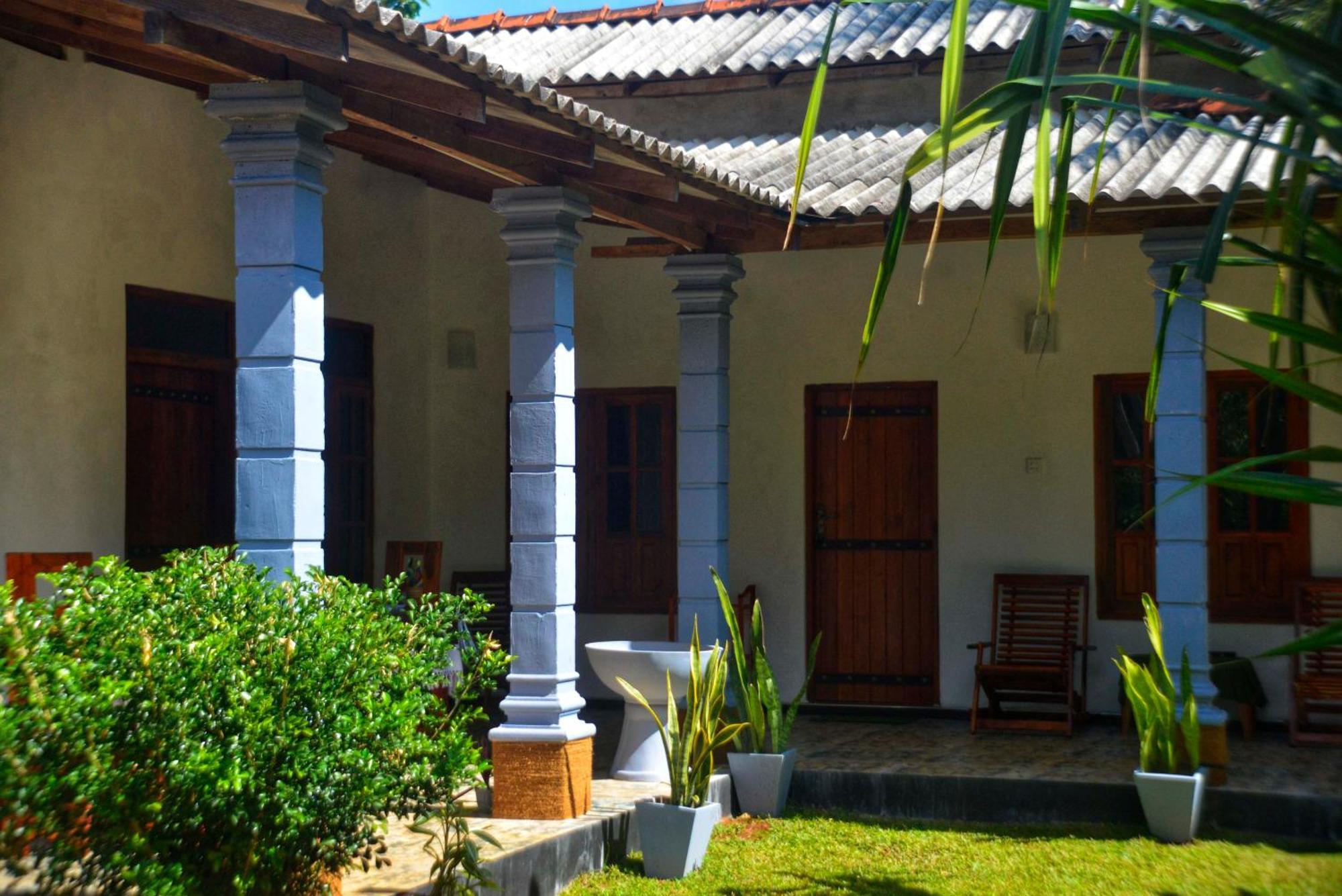 Tropical Garden Homestay Pidurangala シギリヤ エクステリア 写真